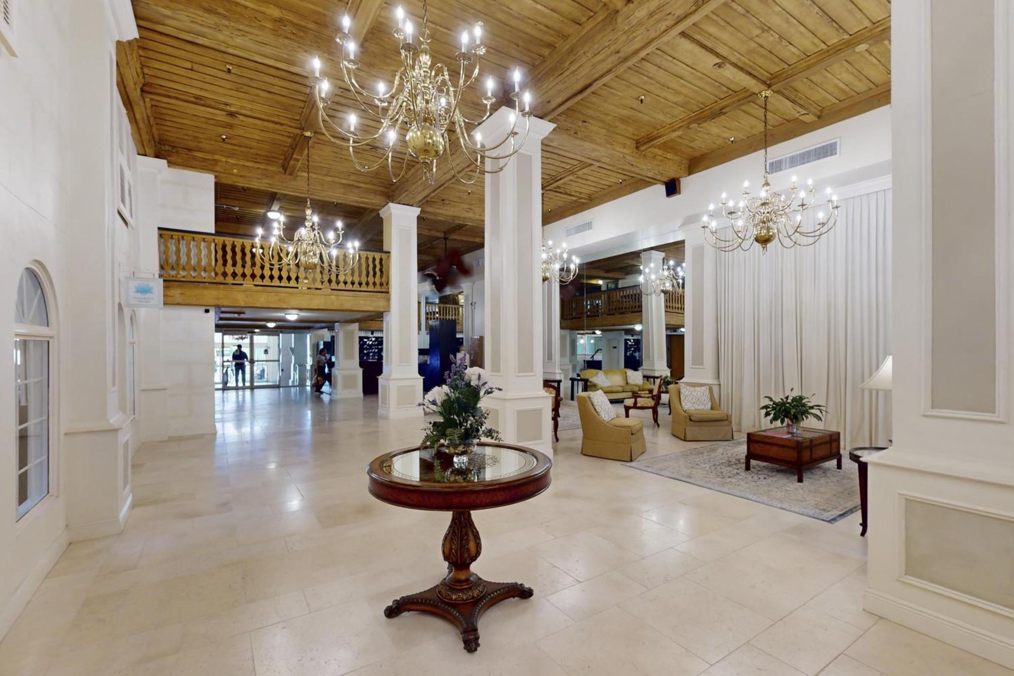 Palm Beach Hotel & Sunrise Cottage Esterno foto